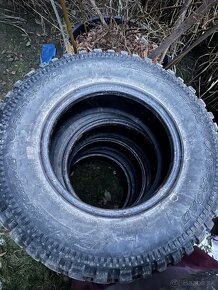 Predám pneumatiky 235/75 r15 - 2