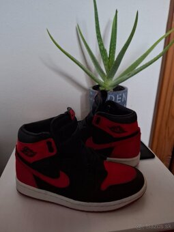 Jordan 1 High OG Satin Bred - 2