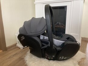 Britax Römer Baby Safe Pro - 2