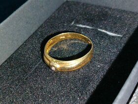 Zlaty diamantovy prsten Punc 0,585 Rozmer 54 - 2