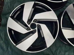 Alu disky Volkswagen Golf GTI R18 Richmond - 2