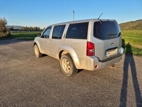 Nissan Pathfinder 2.5 dci 128kw 4x4 - 2