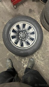 KIA Sportage 225/60r17 - 2