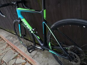 Giant defy advanced karbon, (ako trek, canyon, spezialized) - 2