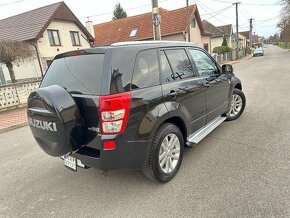 Suzuki Grand Vitara 1.9 DDiS 4X4 Limited 4X4 Uzávierka - 2