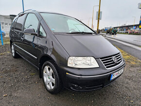 Volkswagen Sharan 2.0 TDI Comfortline - 2