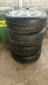 Predam zimne pneumatiky plus elektróny.215/55r17 98V - 2