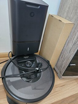 Robotický vysávač - iRobot Roomba i7+ (7558) - 2