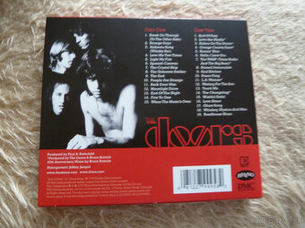 Predám nové 2CD bez škrabanca-The doors 2CD the very best of - 2