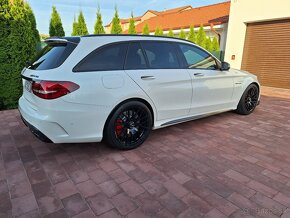 Mercedes-benz c63 s amg - 2