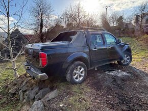 Nissan Navara D40 - 2