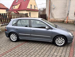 Honda Civic 2.0 118kW 2005 103805km i 1.majitel bez koroze - 2