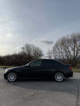 BMW E90 320D - 2