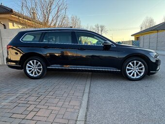 Volkswagen Passat B8 Variant 2.0TSI 140kw Elegance DSG - 2