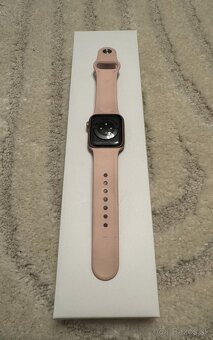 Apple Watch series 6 40 MM - 85 EUR - 2