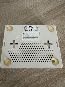 Router MikroTik hEX lite RB750r2 - 2
