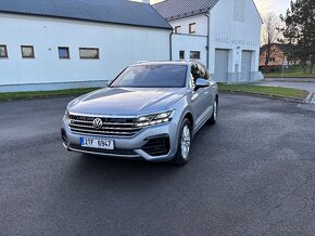 VW Touareg 3.0tdi 210kw, R-line, Matrix, virtual, pano - 2