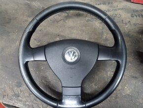 Predám trojramenny volant  Volkswagen - 2