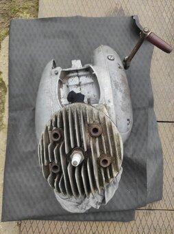 Motor Jawa Pérak 250 - 2