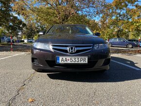 Honda Accord 2.0i - 2