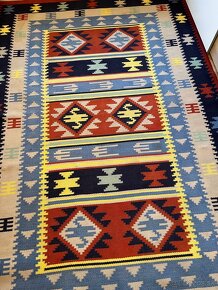 Vlnený vintage koberec Kilim - 2