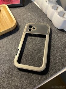 Smallrig iPhone 12 cage - 2