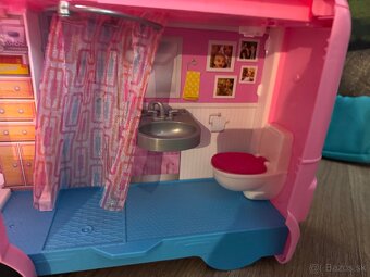 Barbie karavan XXL s bazenom - 2