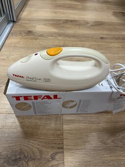 Predám plne funkčný elektrický krájač Tefal - 2