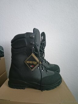 Gore-Tex - 2