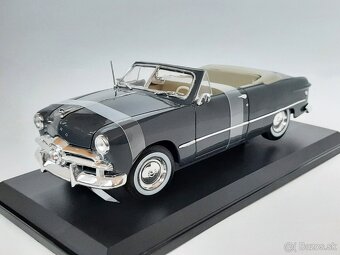 1:18 - Ford Cabrio (1949) - Maisto - 1:18 - 2