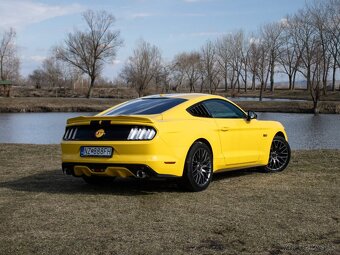 Ford Mustang 5.0 Ti-VCT V8 GT A/T - 2