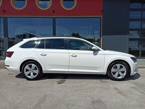 Škoda Superb Combi 2.0 TDI 110kW Ambition - 2