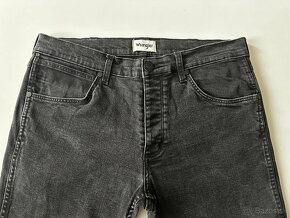 Nové,kvalitné,pánske džínsy WRANGLER - veľkosť 33/32 - 2