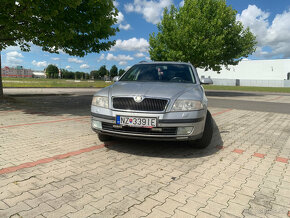 Škoda Octavia 2 combi DSG 1.9tdi 77kw - 2