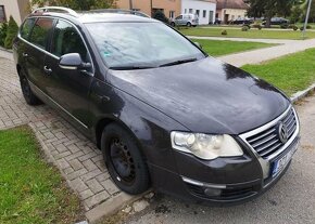 Volkswagen Passat 2,0 TDI DSG nafta automat 103 kw - 2