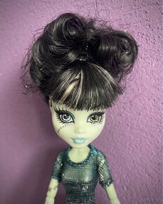 Monster High Ghouls Rule Frankie Stein - 2