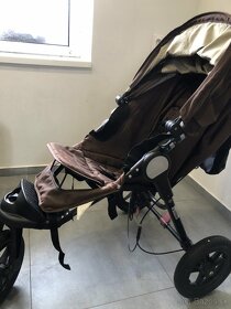 Maxi Cosi Baby Jogger - 2