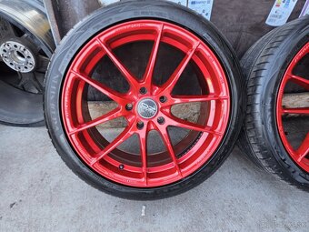 O.z. racing leggera 5x114,3 225/40R18 - 2