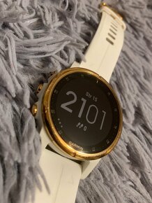 Garmin Fenix 5s PLUS Rose Gold - 2