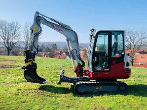 Pásový bager Takeuchi TB-240 - 2