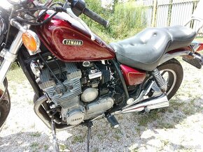 Yamaha XJ700S - 2