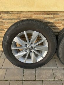 195/65 R15  volkswagen - 2