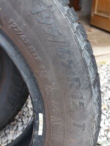 Zimne pneu 195/65 r15 - 2