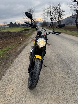 Ducati Scrambler 800 - 2