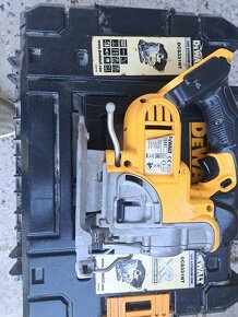 DeWalt DCS331N 18 V priamočiara píla - - 2