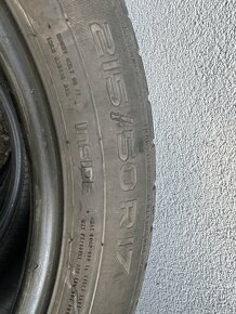 Nokian 215/50 R17 - 2