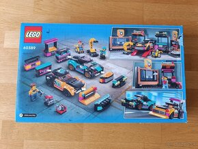 Lego 60389 autodielna - 2