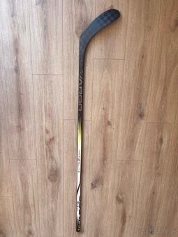 Hokejka Bauer hyperlite P28 Flex65 - 2