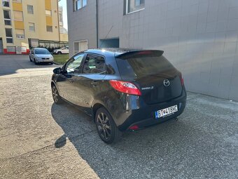 Mazda 2 2014 - 2