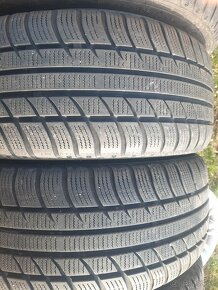 zimne 235/40  r18 - 2